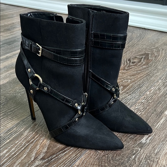 JLo Black Ankle Boots with Straps - Picture 1 of 10